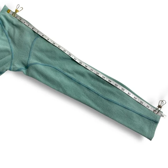 Mountain Hardwear Women's Microchill in Glacial 1/4 Zip Pullover size medium - Picture 13 of 16